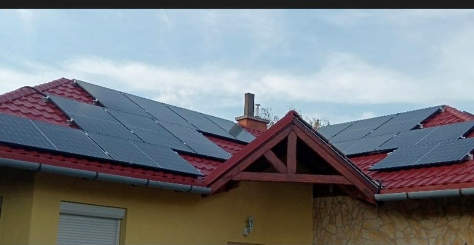 Napelemes tetőrendszer referencia